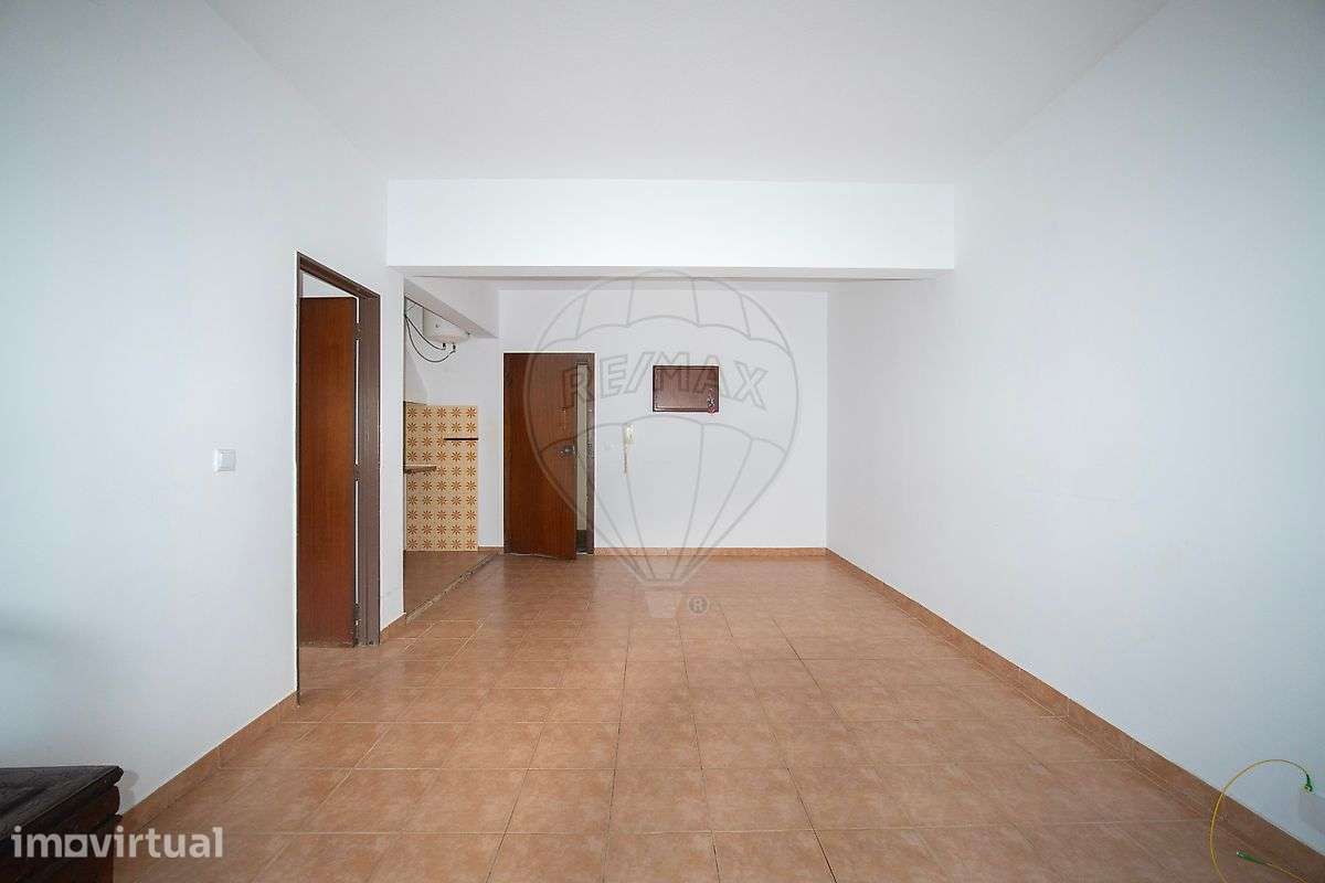 Apartamento T1 para venda - Grande imagem: 2/21