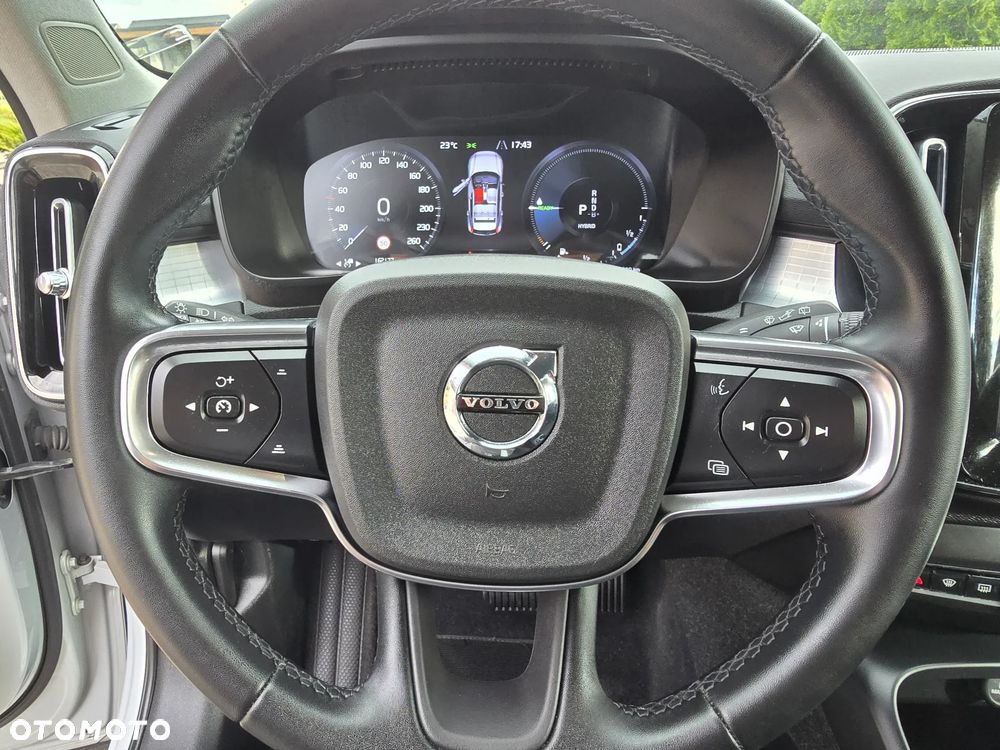 Volvo XC 40 T4 Recharge DKG Essential - 12