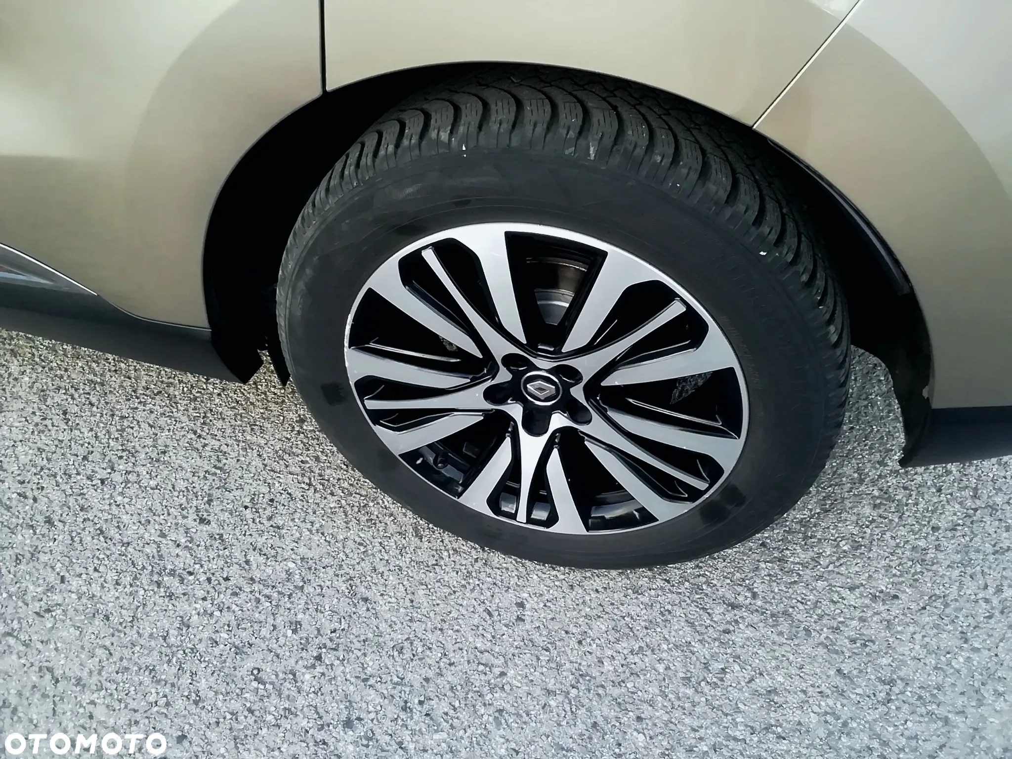Renault Espace 1.6 dCi Energy Initiale Paris EDC 7os - 39