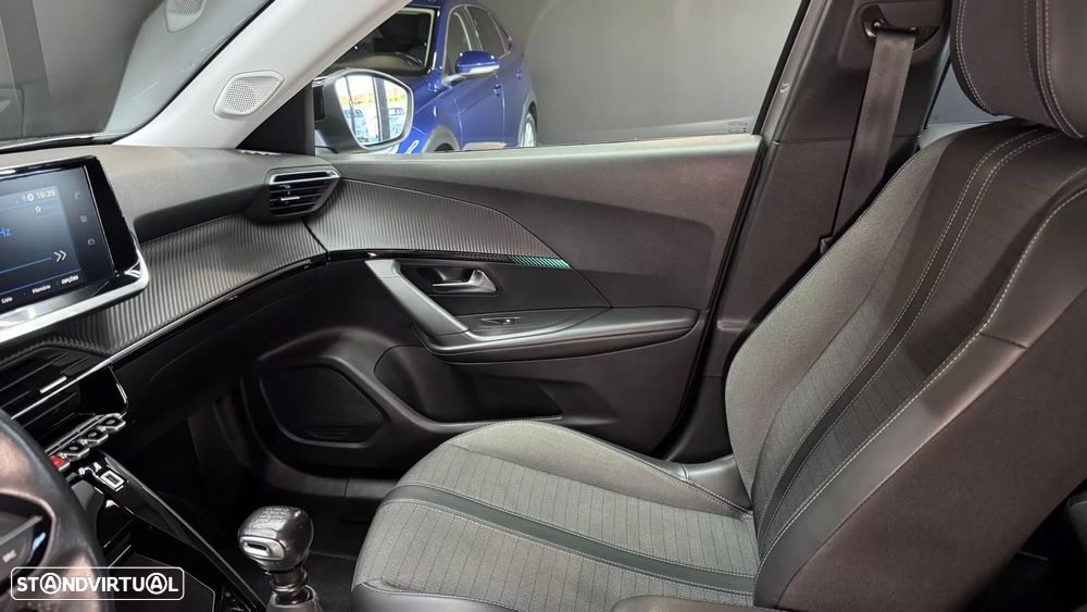 Peugeot 2008 1.2 PureTech Allure Pack - 49