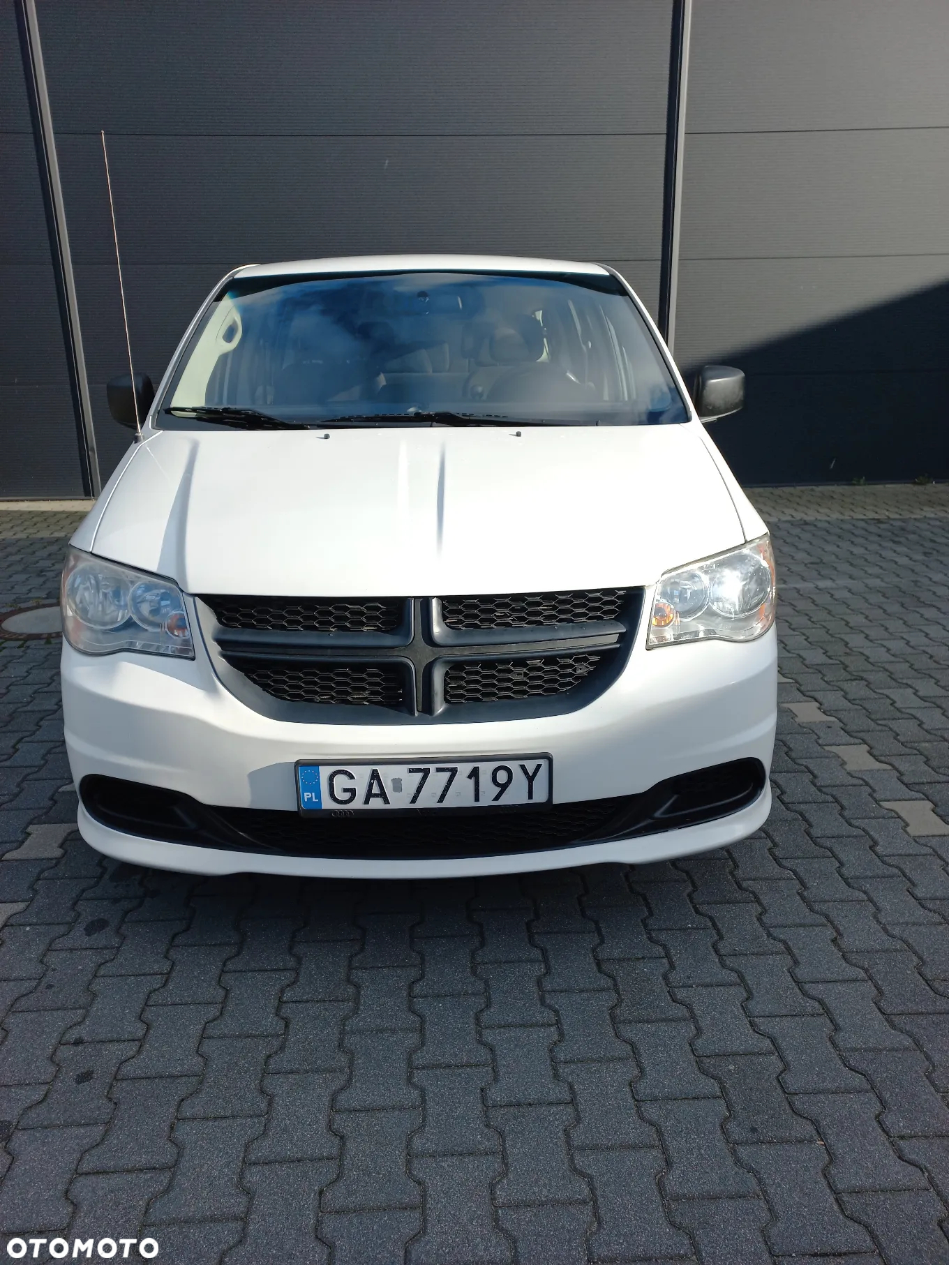 Dodge Grand Caravan - 7