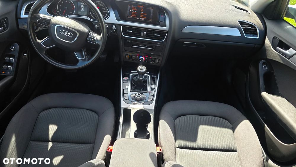 Audi A4 Limousine 1.8 TFSI Ambiente - 29