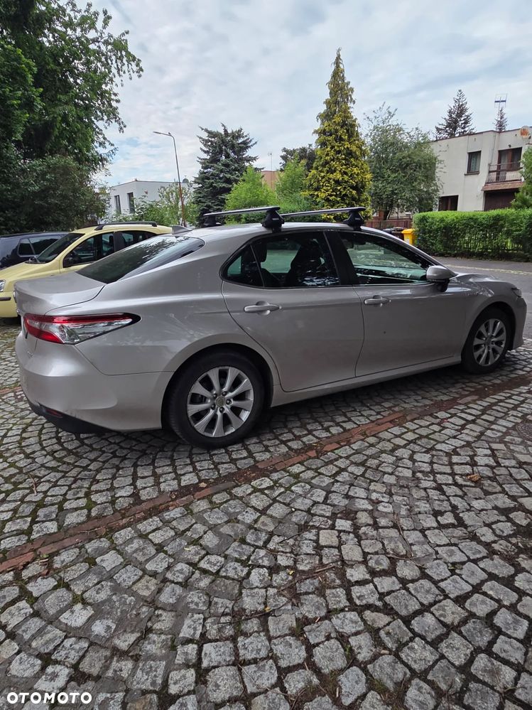 Toyota Camry 2.5 Hybrid Executive CVT - 8