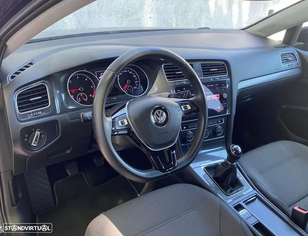 VW Golf Variant 1.6 TDi Confortline - 10