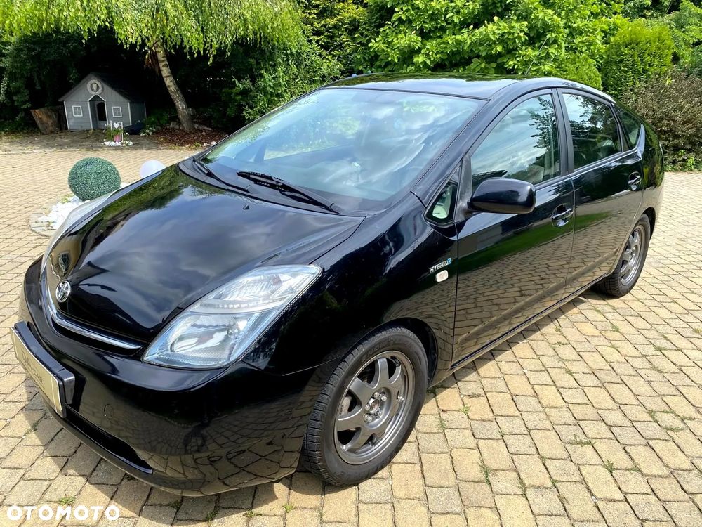 Toyota Prius 1.5 VVT-i Sol - 1