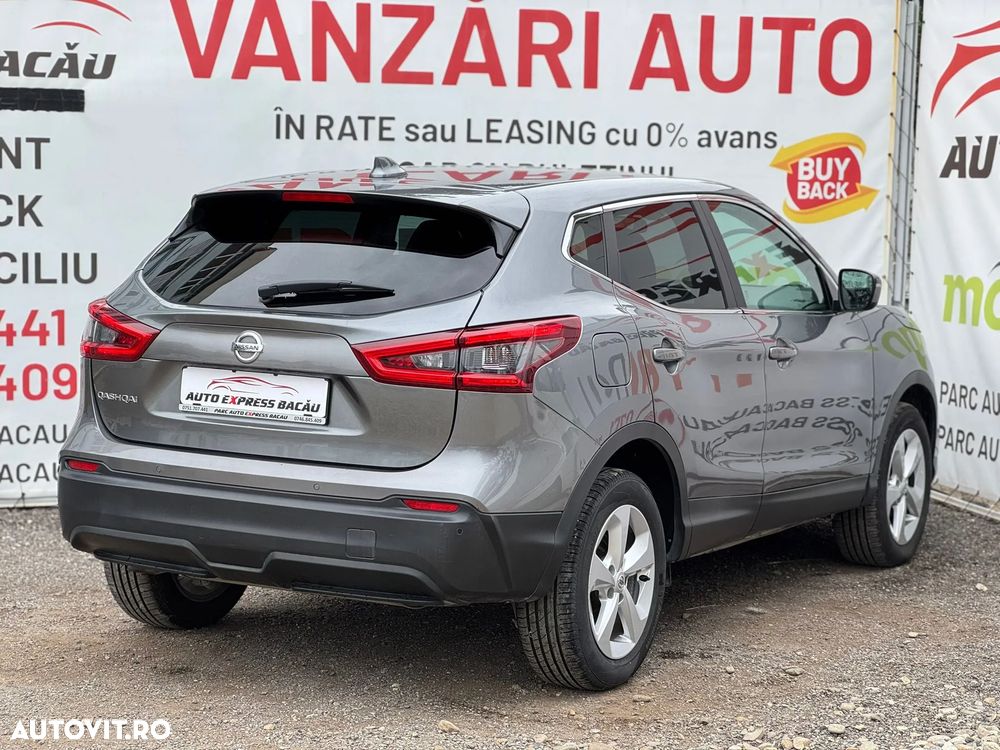 Nissan Qashqai 1.3 DIG-T ACENTA - 3