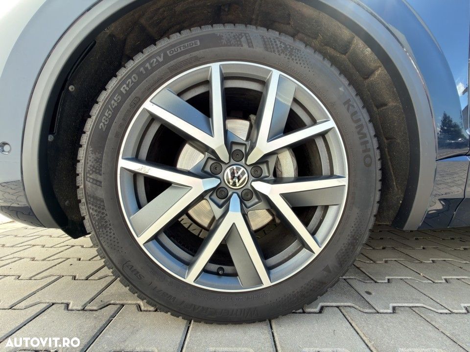 Volkswagen Touareg - 7