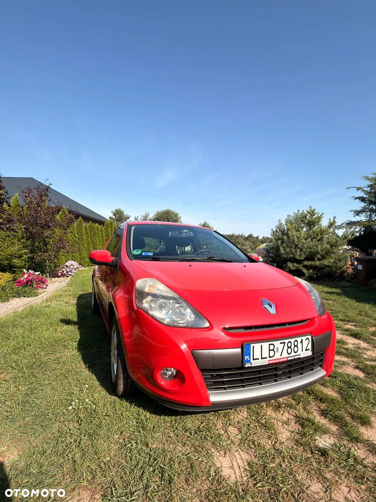 Renault Clio - 2