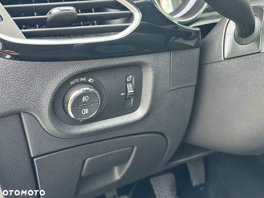 Opel Astra V 1.6 T Dynamic S&S - 27