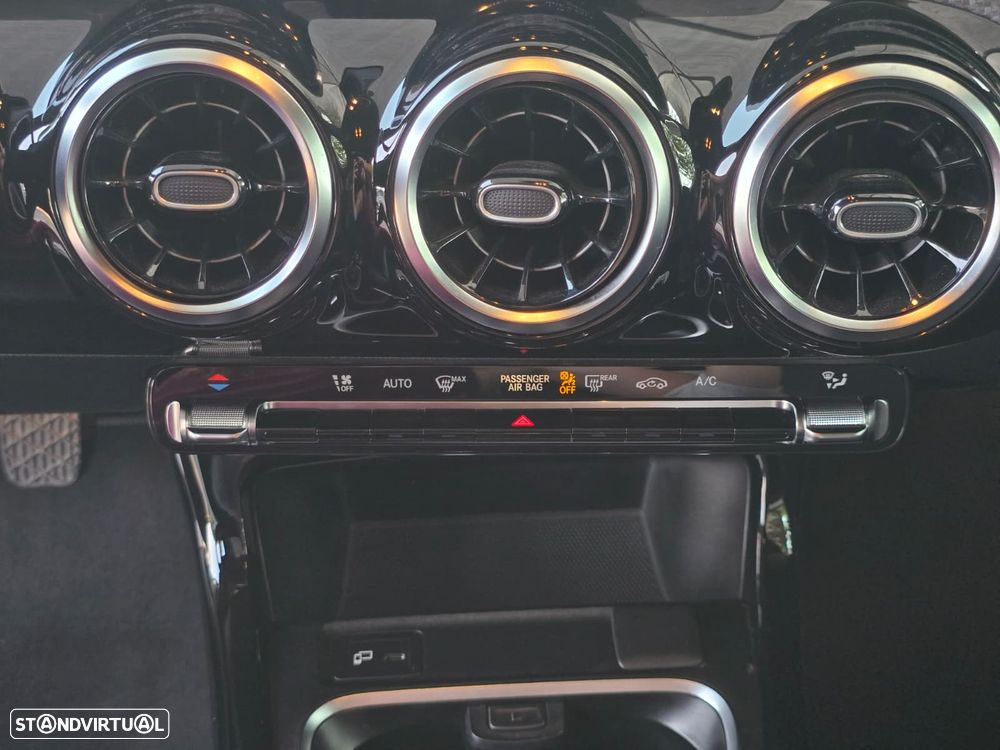 Mercedes-Benz A 180 d Style Plus - 19