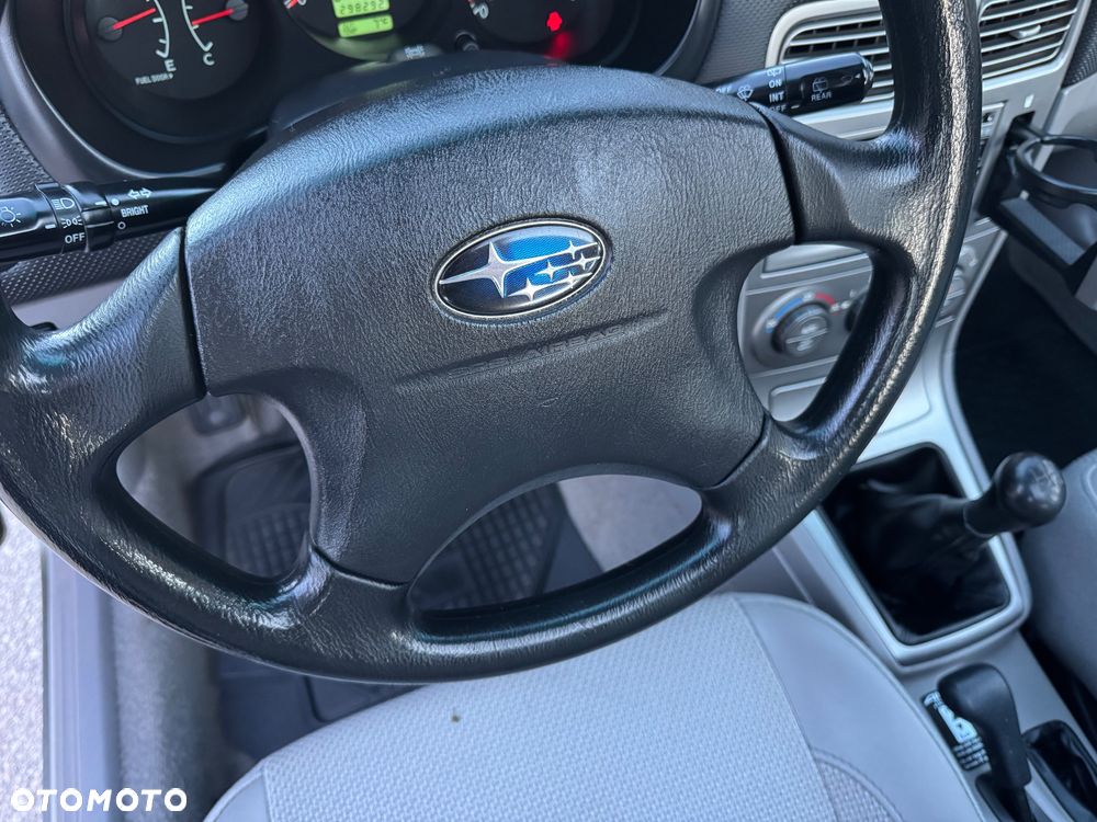 Subaru Forester 2.0 X Trend - 24