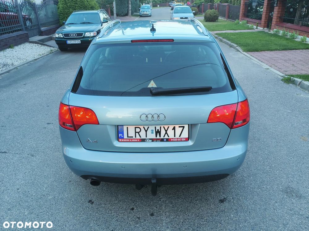 Audi A4 Avant - 9