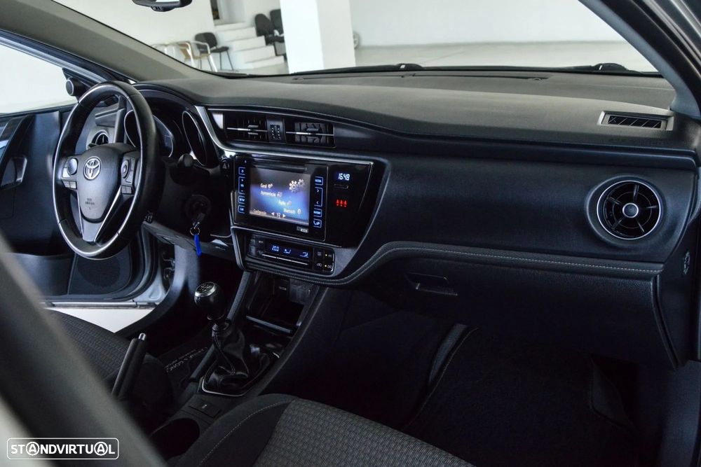 Toyota Auris 1.4 D-4D Comfort - 9