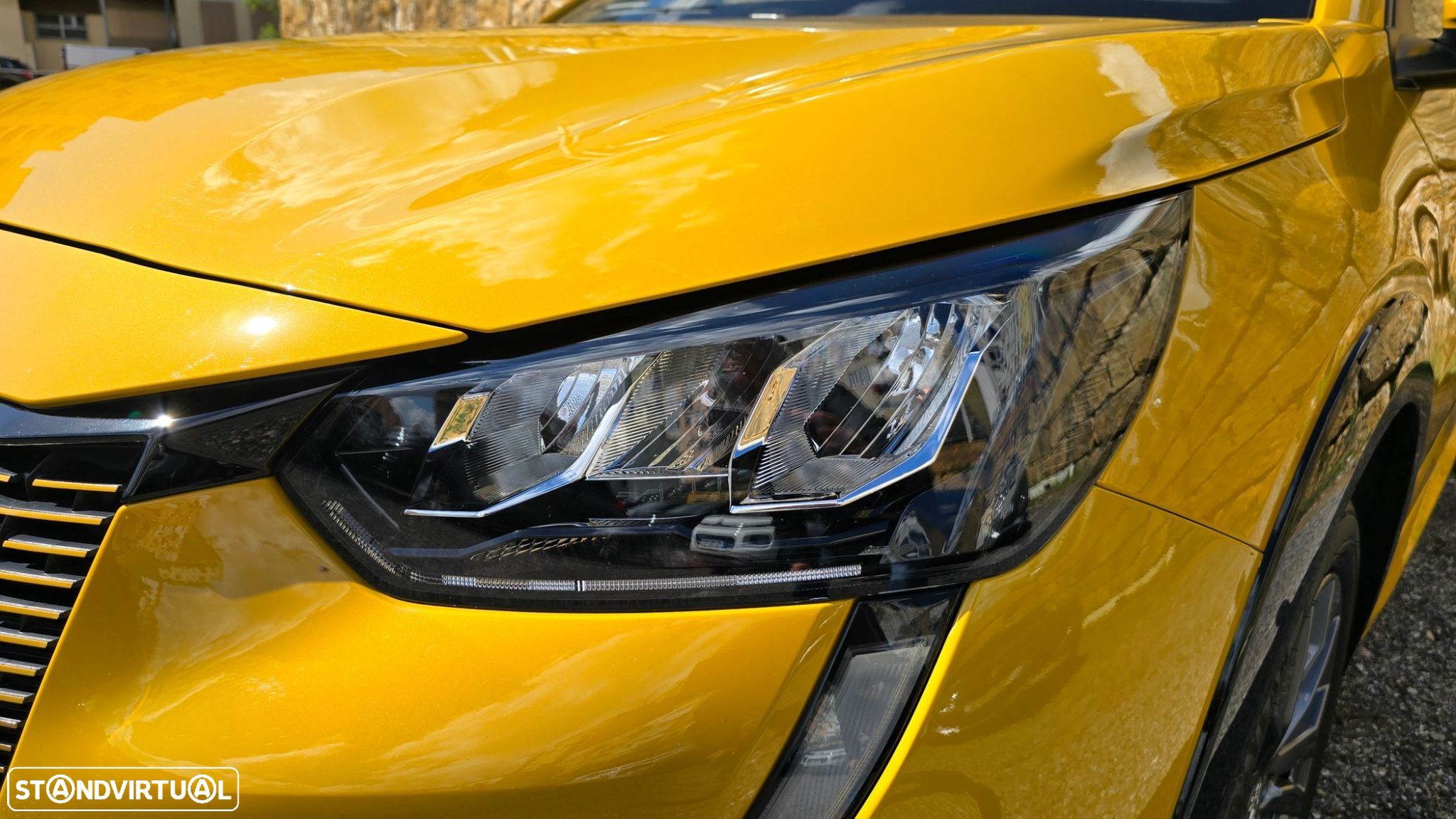 Peugeot e-208 Allure - 55