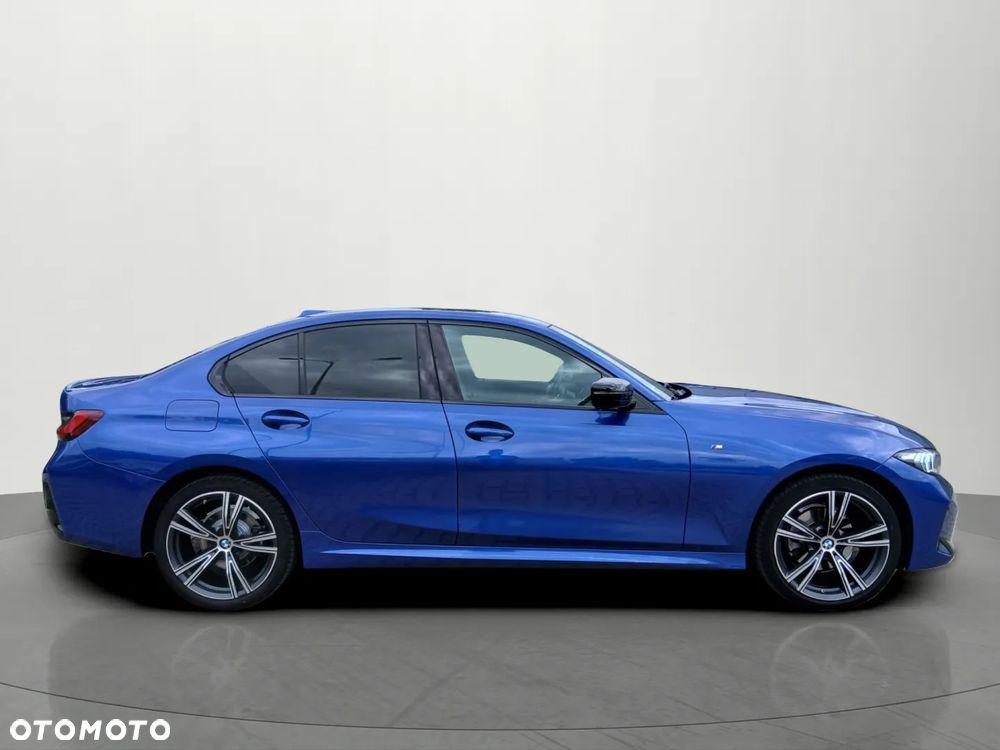 BMW Seria 3 320i M Sport - 6