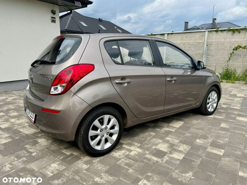 Hyundai i20 - 3
