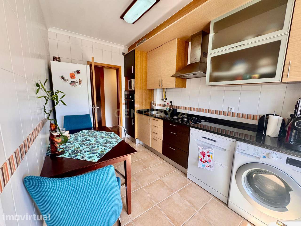 Apartamento T2 Renovado com Vista Panorâmica em Santo António dos Cava - Grande imagem: 5/12