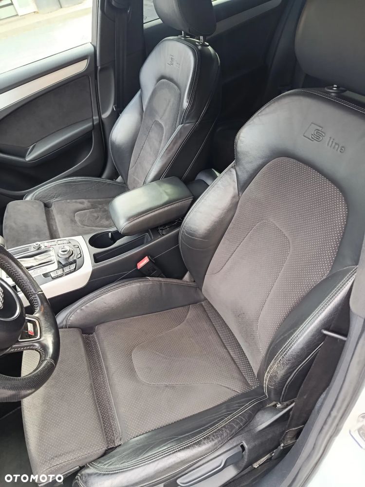 Audi A4 Limousine - 16