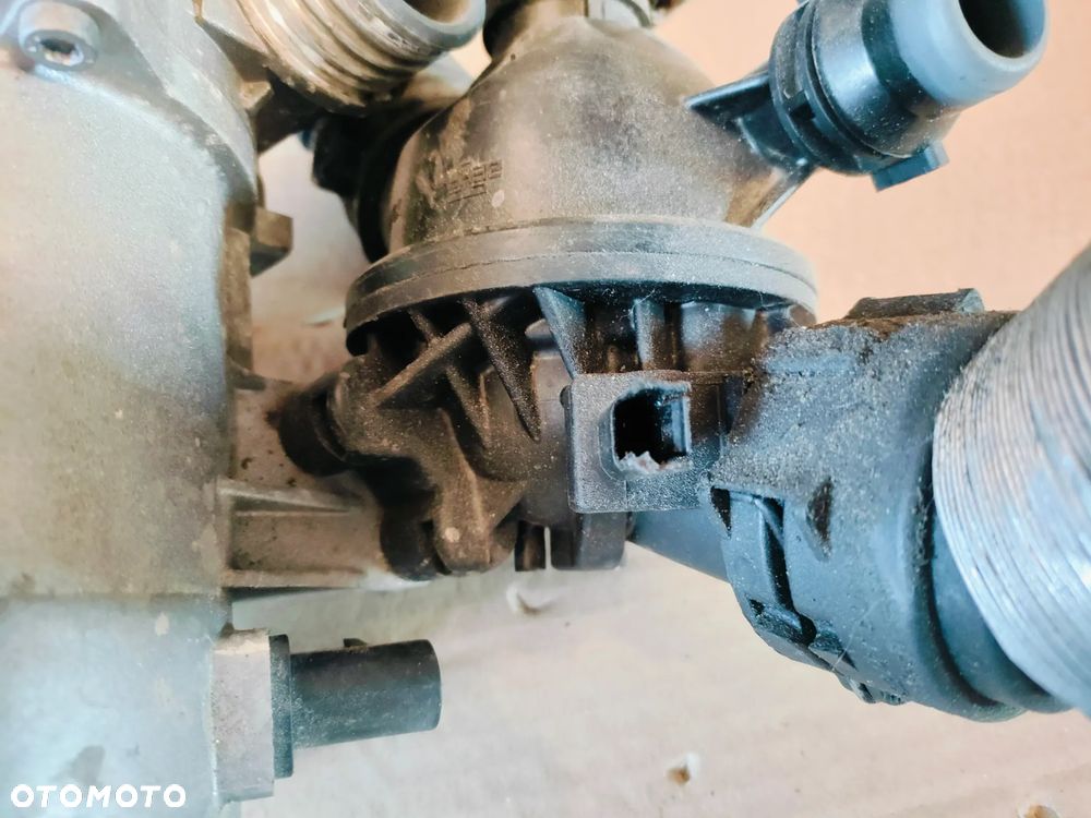 BMW E90 LIFT 2.0B POMPA WODY ELEKTRYCZNA - 9