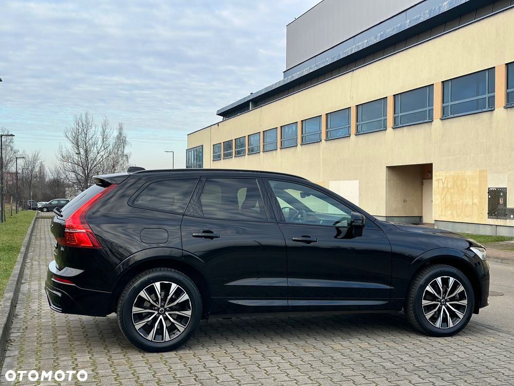 Volvo XC 60 B4 B Plus Dark - 15