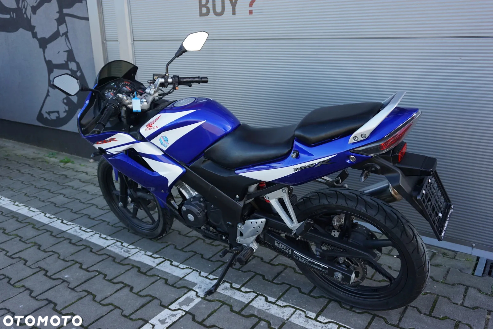 Honda CBR - 12