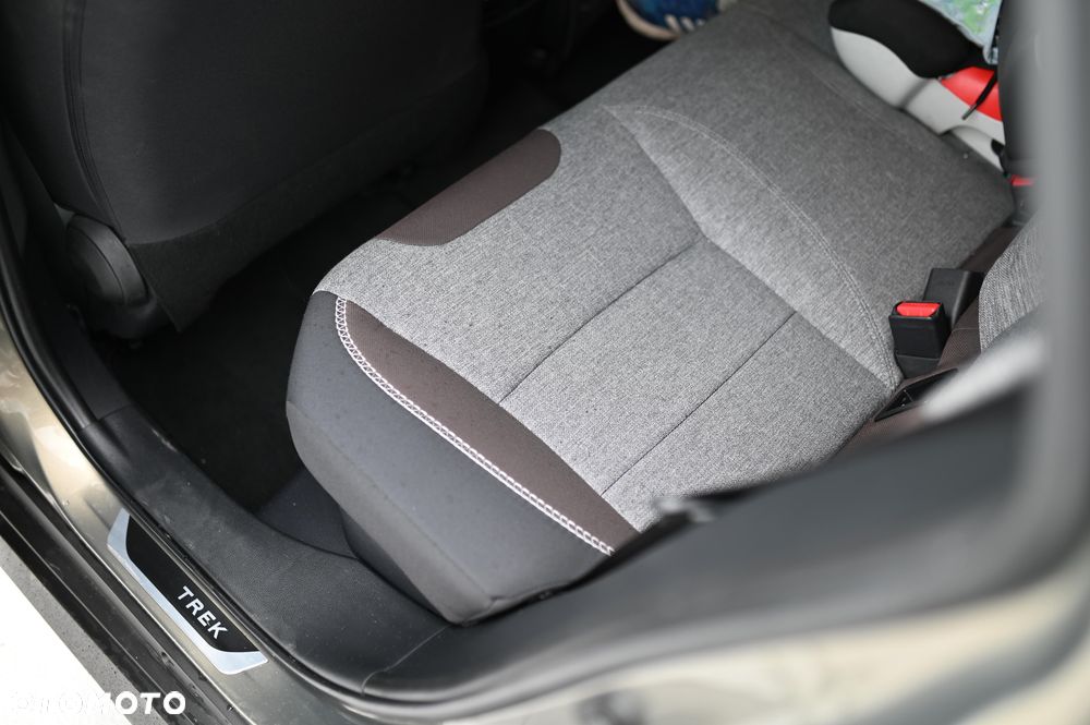 Toyota Corolla 1.8 Hybrid GPF Trek - 10