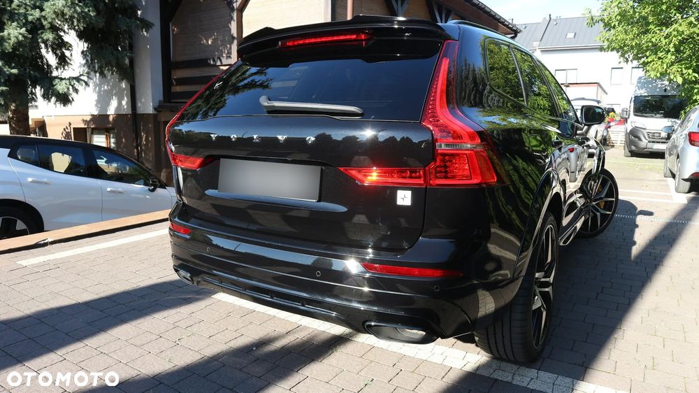 Volvo XC 60 T5 AWD R-Design - 3