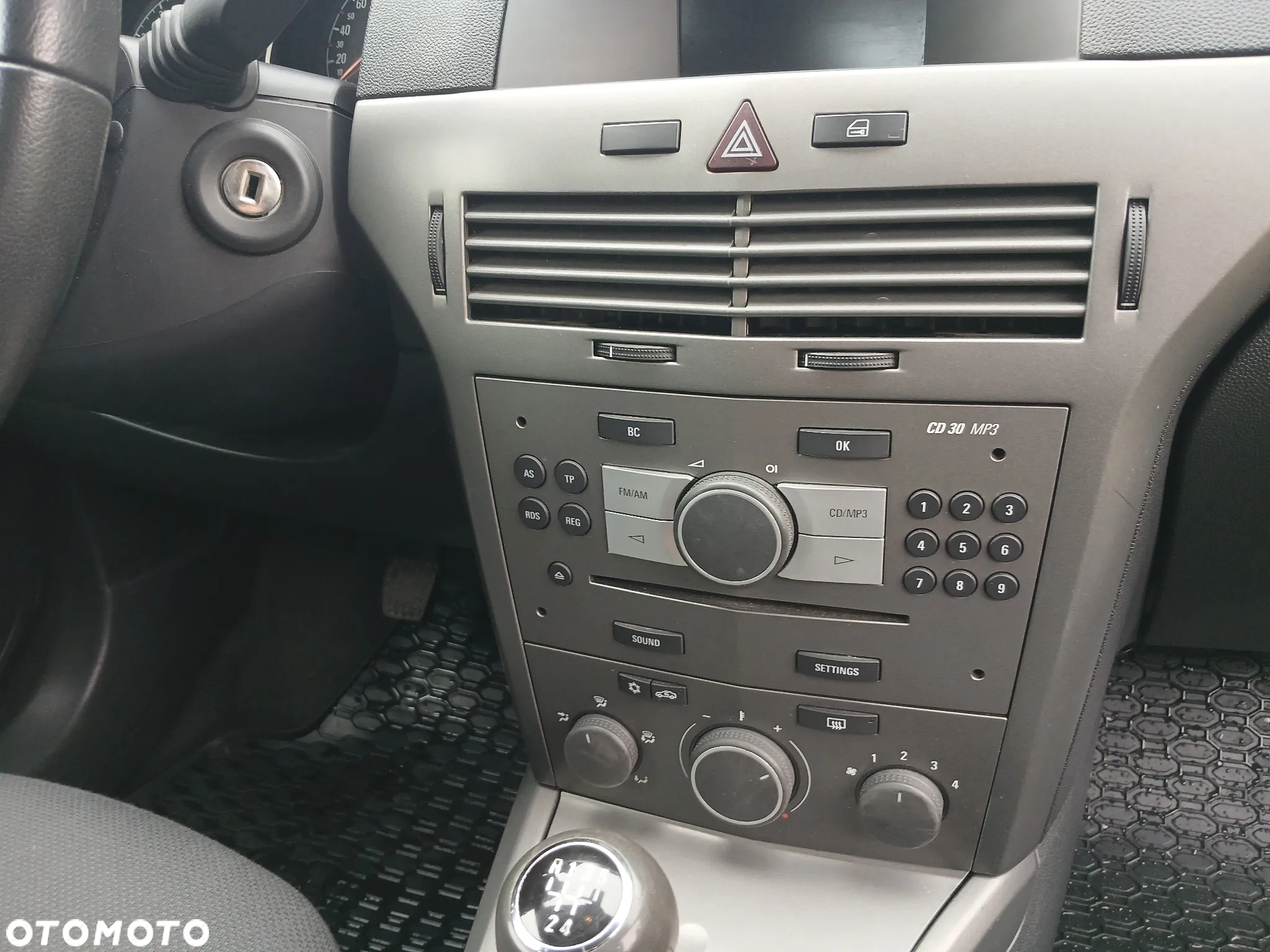 Opel Astra - 8
