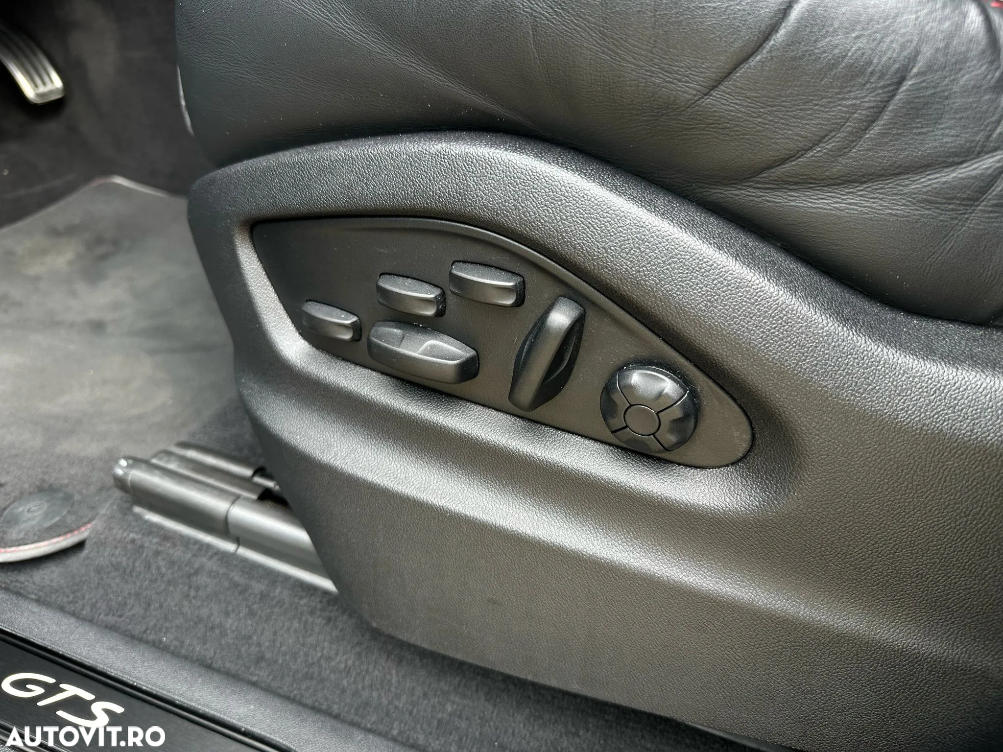 Porsche Cayenne - 17