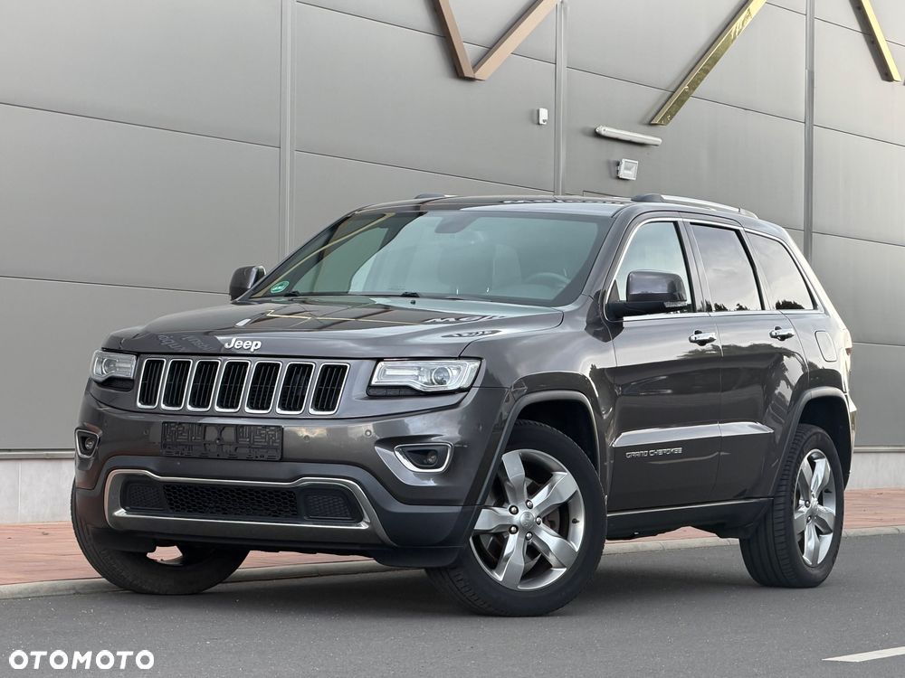 Jeep Grand Cherokee - 25