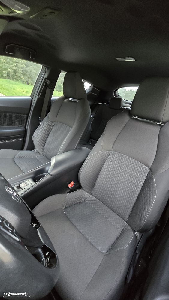 Toyota C-HR 1.8 Hybrid Comfort - 13