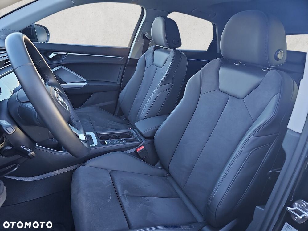 Audi Q3 35 TFSI mHEV S-Line S tronic - 17
