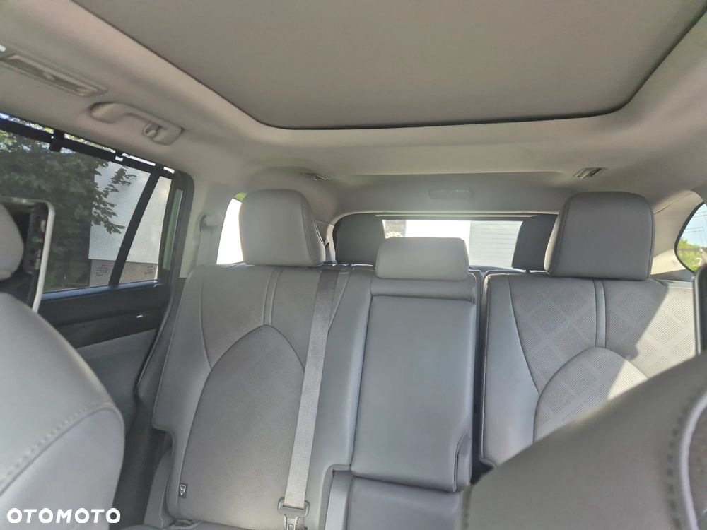 Toyota Highlander 2.5 Hybrid Executive - 17