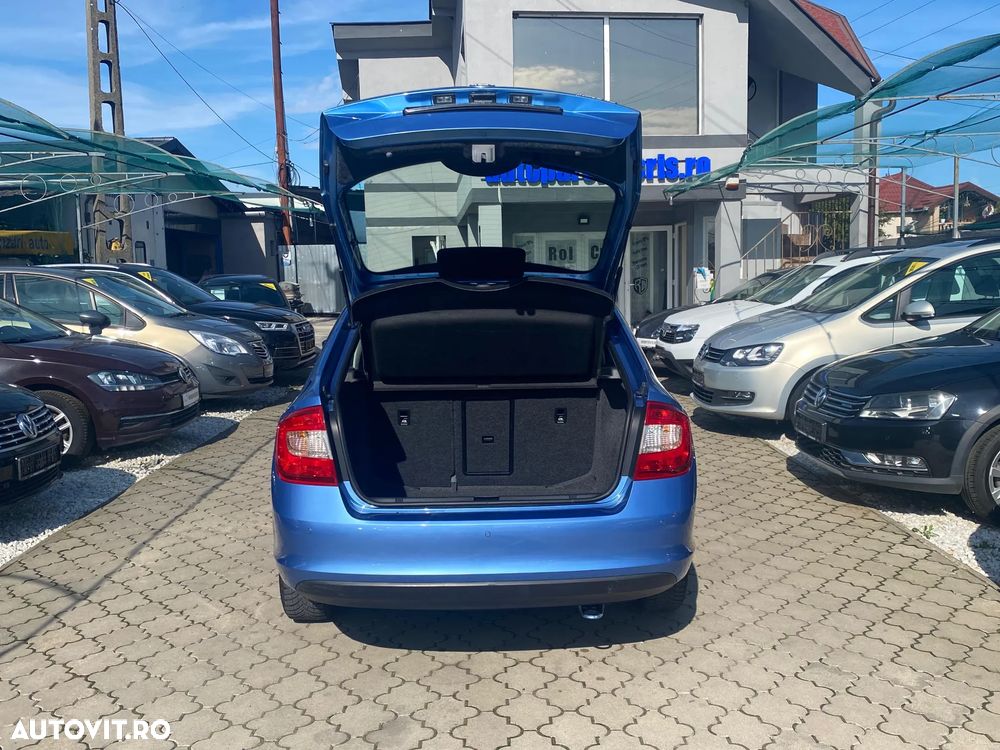 Skoda RAPID - 12