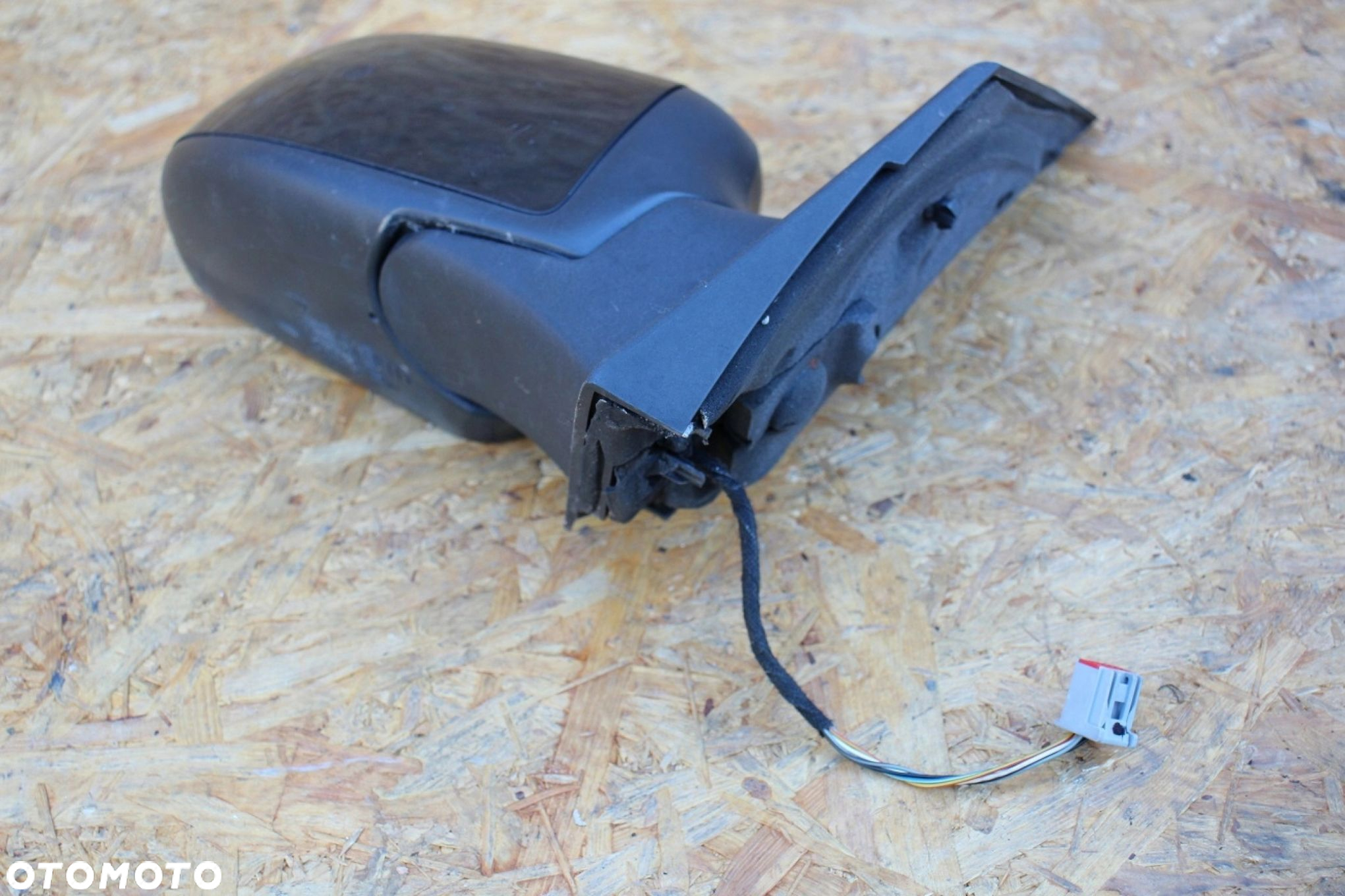 Lusterko zewnętrzne elektryczne PRAWE FORD FIESTA MK6 LIFT 5 pin kolor D2 - 5