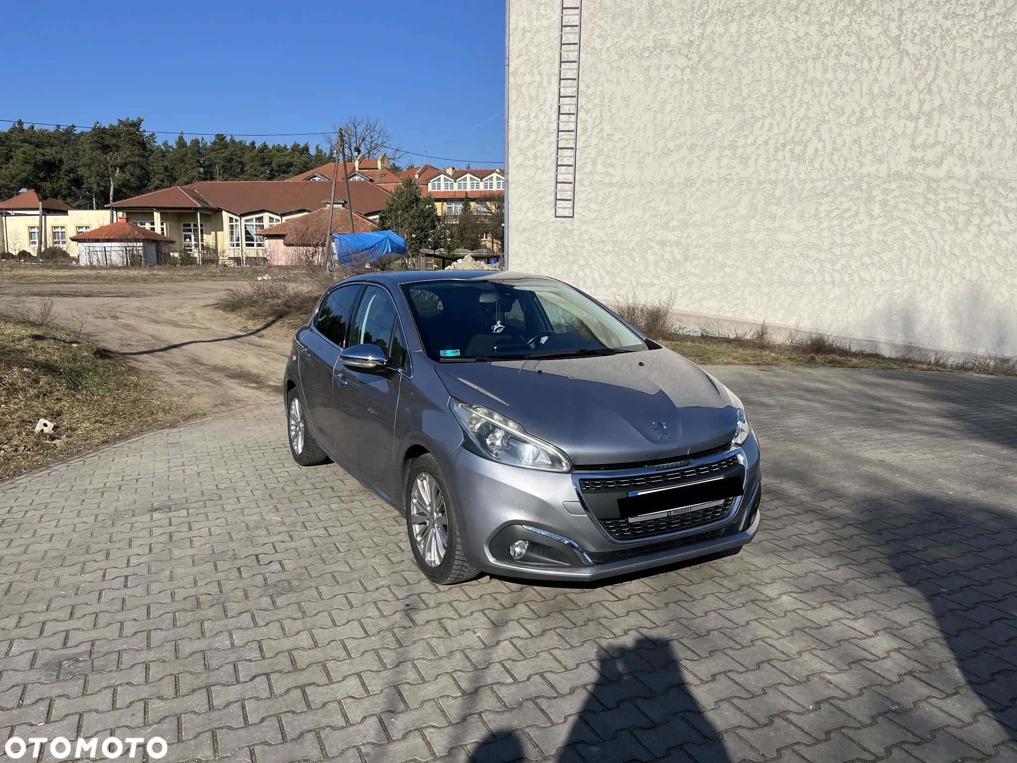 Peugeot 208 PureTech 82 Start & Stop Allure - 3