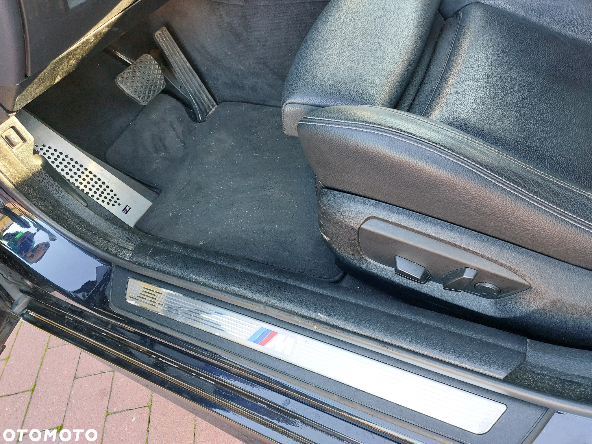 BMW Seria 5 520d M Sport - 27