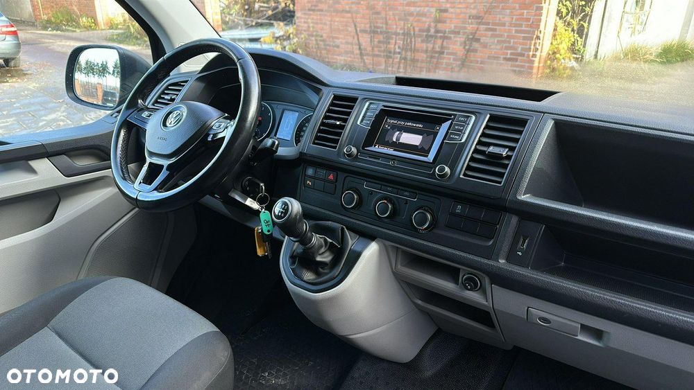 Volkswagen Transporter - 9