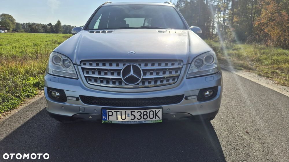 Mercedes-Benz ML 500 4-Matic - 7