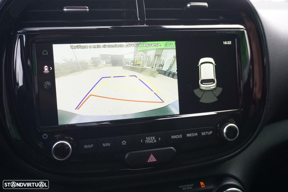 Kia e-Soul Vision - 17