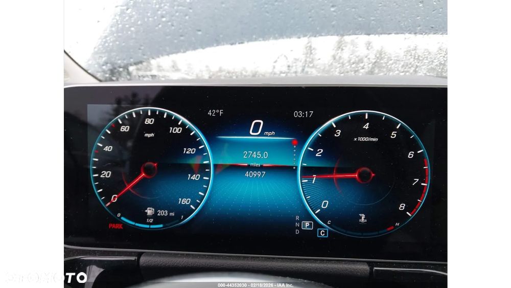 Mercedes-Benz GLA 250 4-Matic - 11