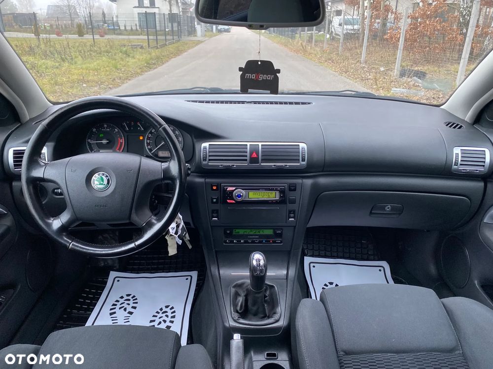 Skoda Superb 2.0 TDI Active - 17