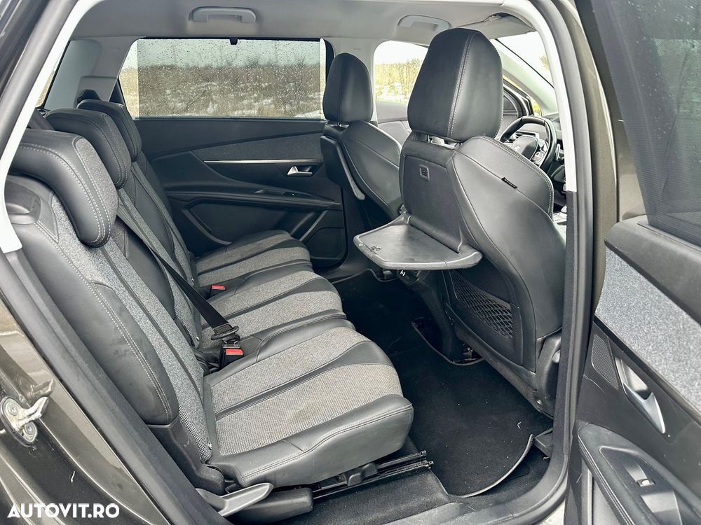 Peugeot 5008 BlueHDI 130 EAT8 Allure - 8