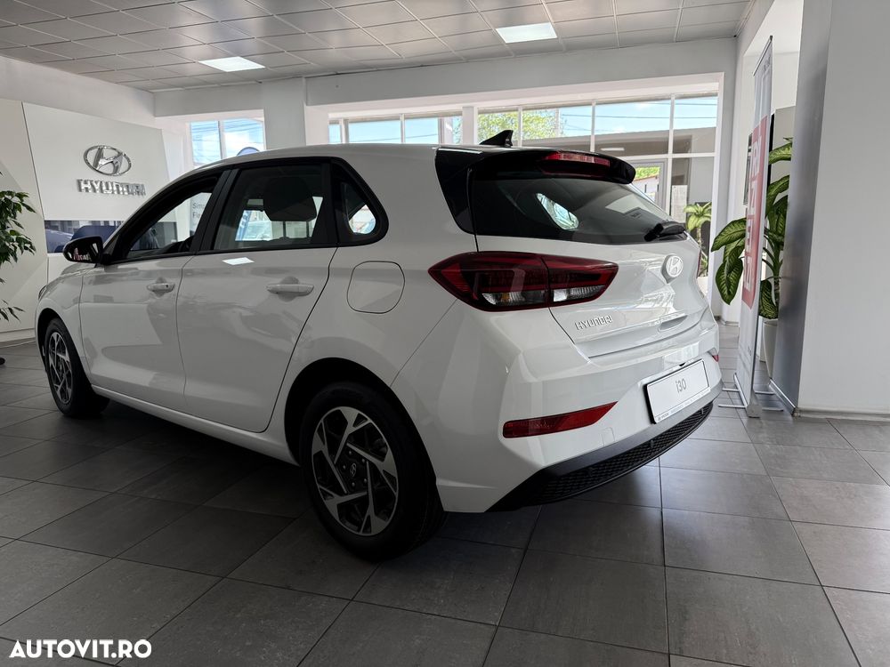 Hyundai i30 1.5 110CP M/T Comfort - 4