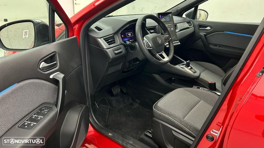 Renault Captur TCe Mild Hybrid 160 EDC TECHNO - 6