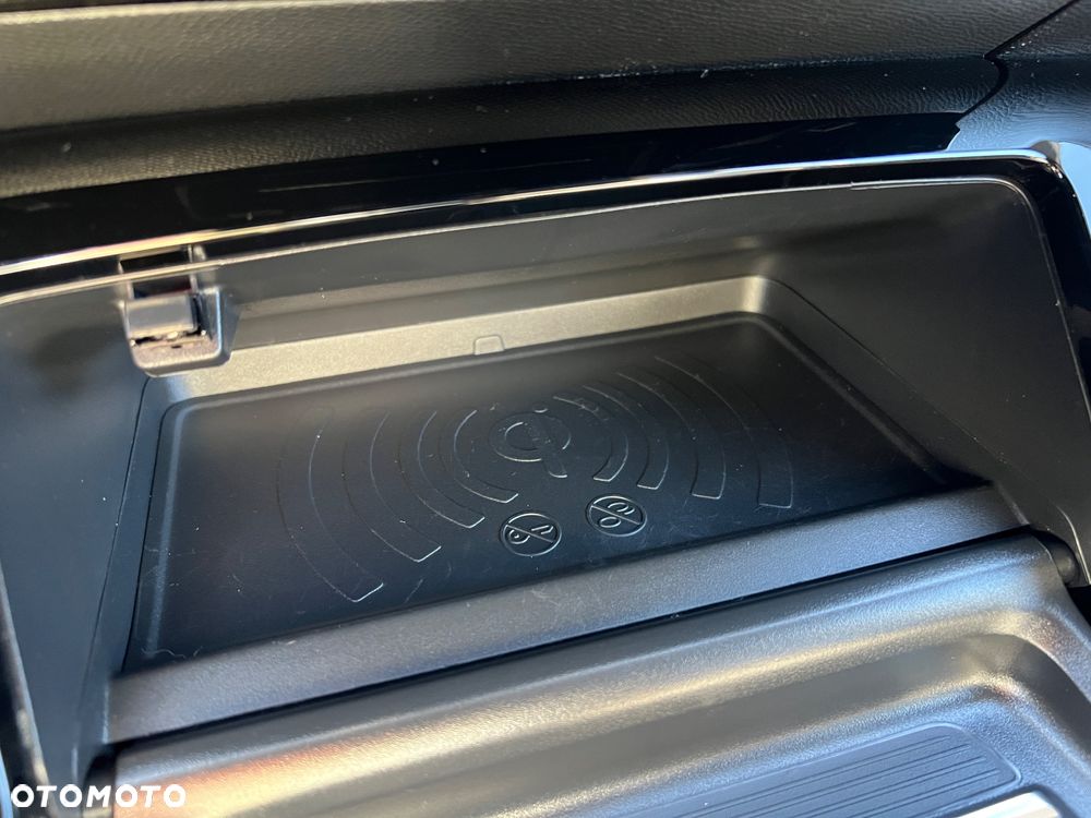 Peugeot 2008 1.2 PureTech GT S&S EAT8 - 38