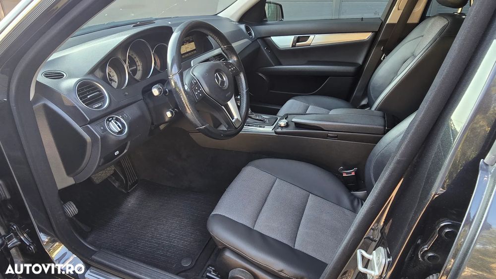 Mercedes-Benz C - 18