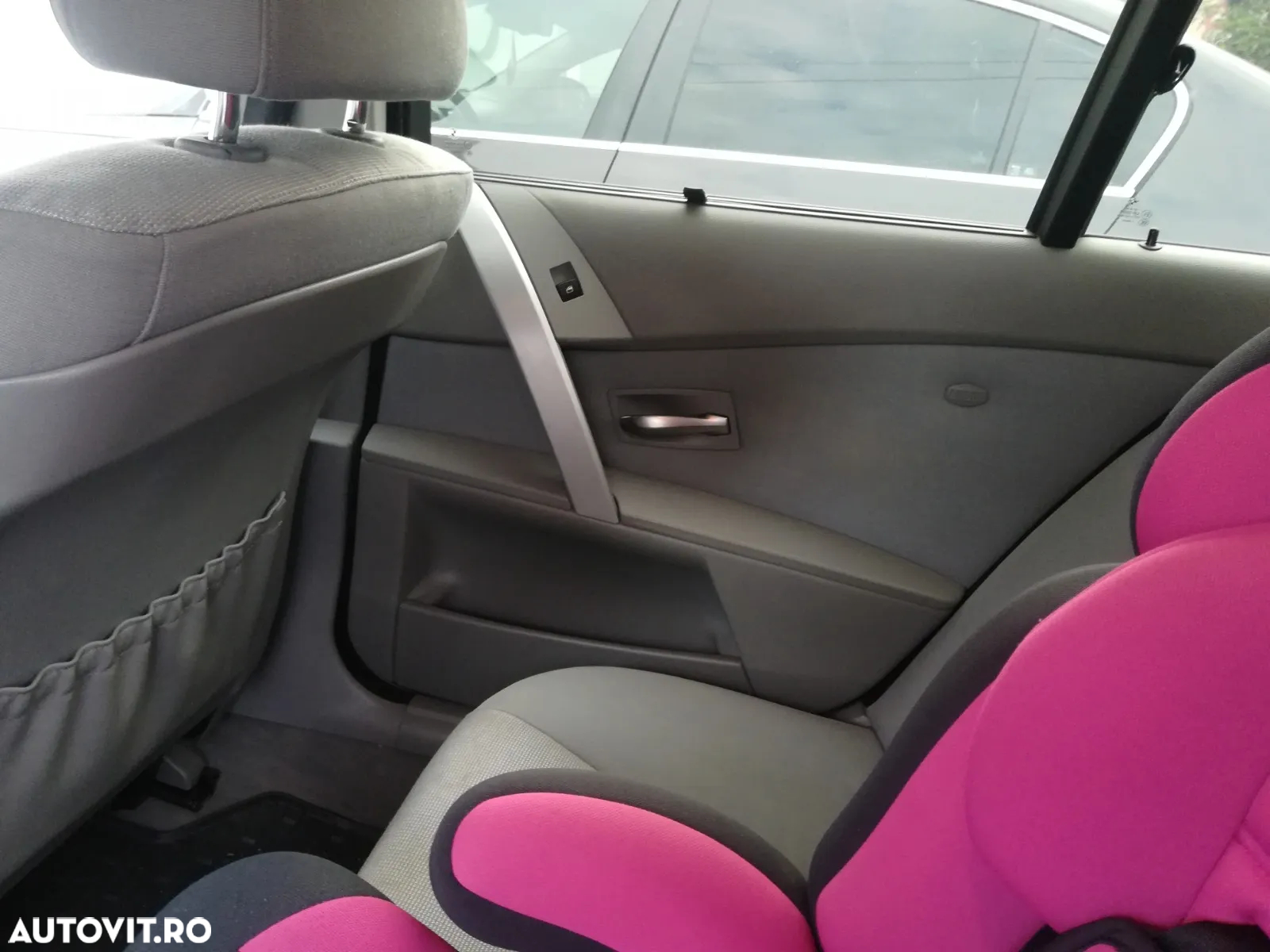 BMW Seria 5 520i - 2