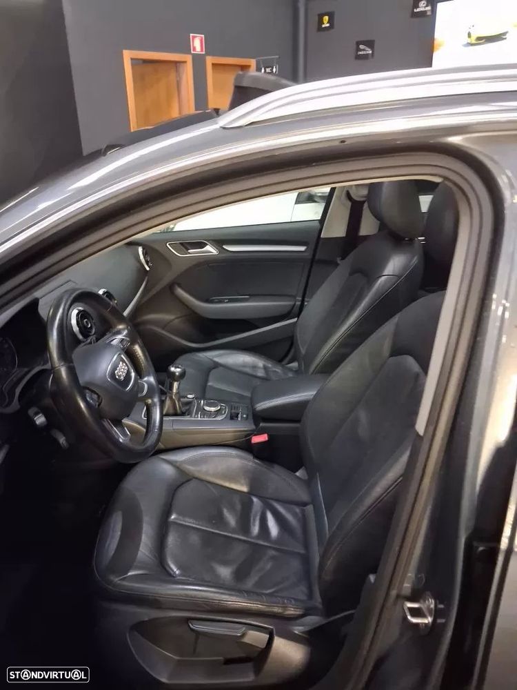 Audi A3 1.6 TDI Design - 8