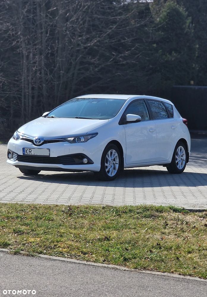 Toyota Auris Hybrid 135 Premium - 1